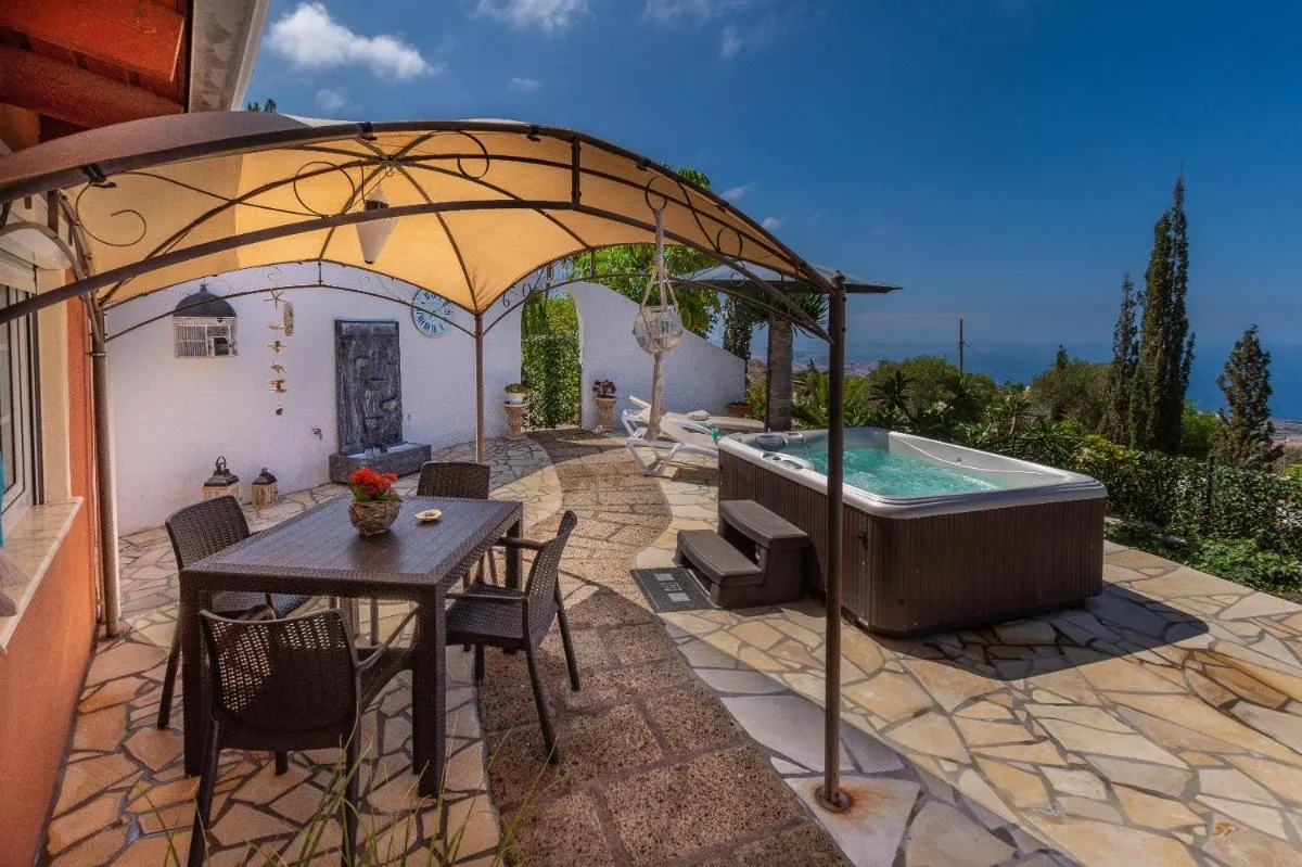 Image 3 of Villa Hibisco, Jacuzzi y Vistas al Atlántico