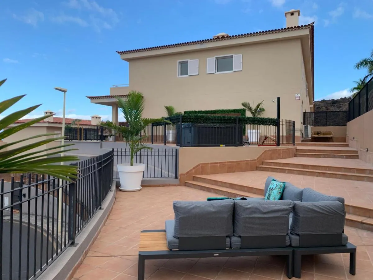 Image 5 of Villa View Candesol con Jacuzzi privado