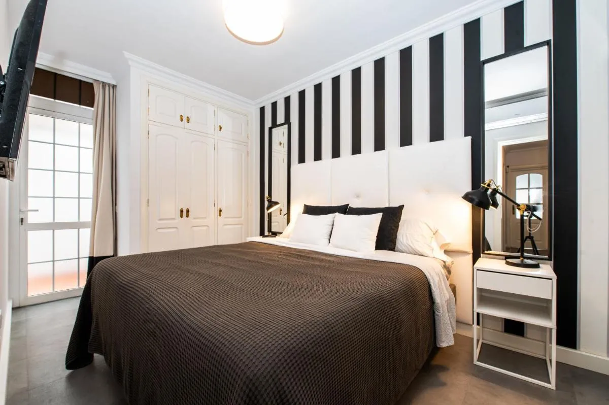 Image 1 of Viña Vieja a pasos de la Playa