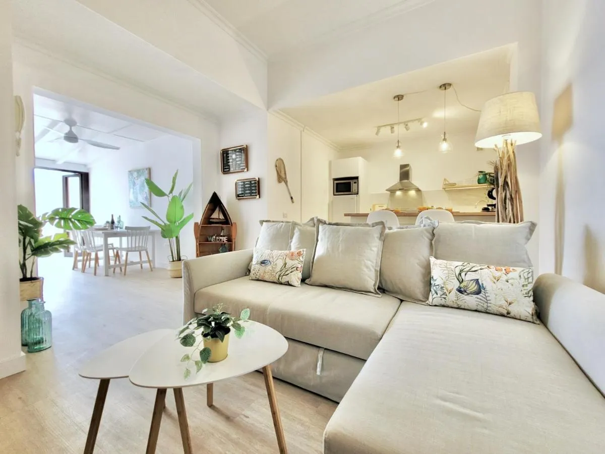 Image 2 of Vista Azul