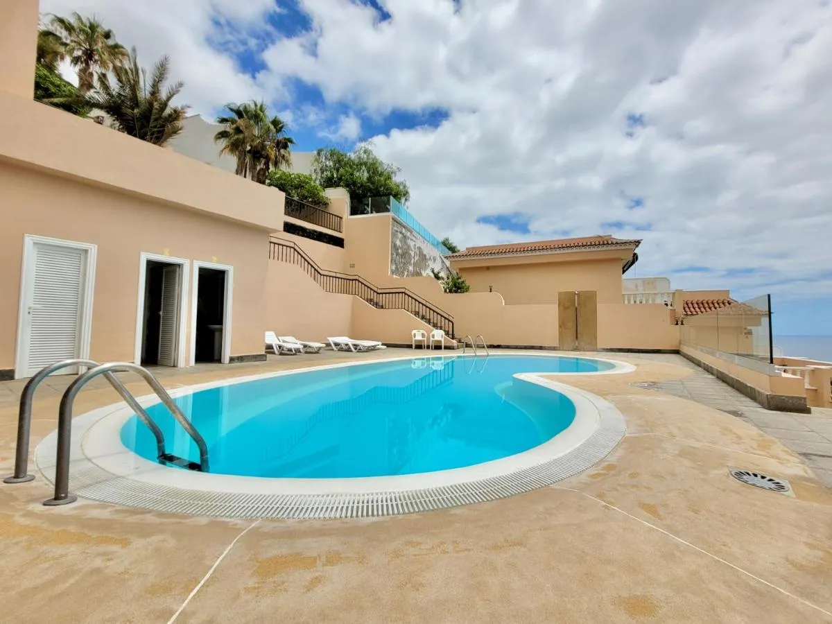 Image 4 of Vista Azul