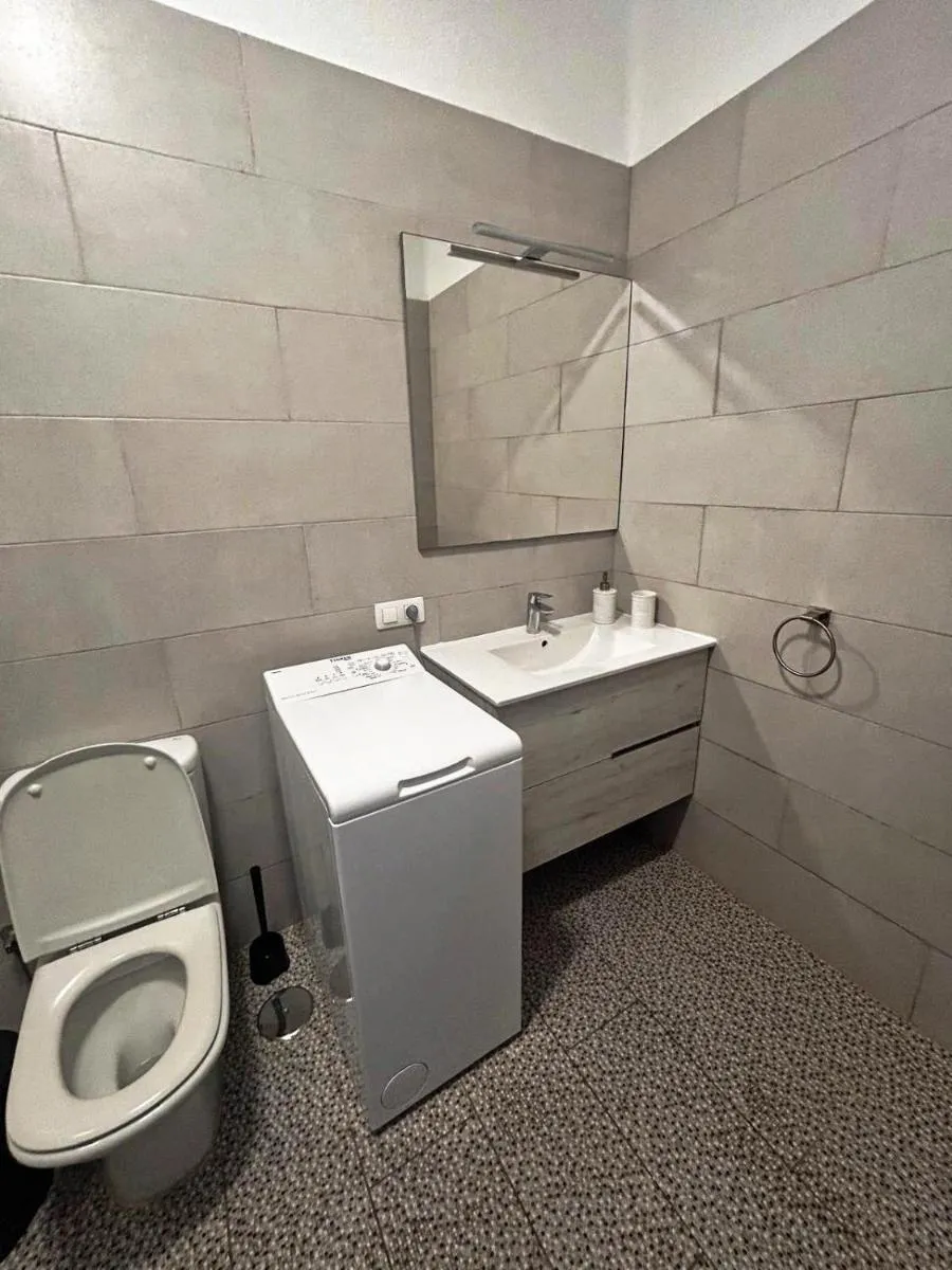 Image 3 of Vista Paraiso 1209