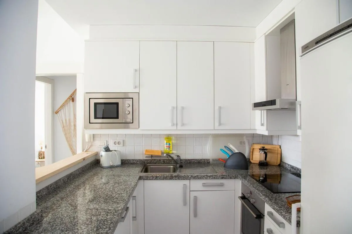 Image 2 of Vistas al Mar junto a la playa 3B