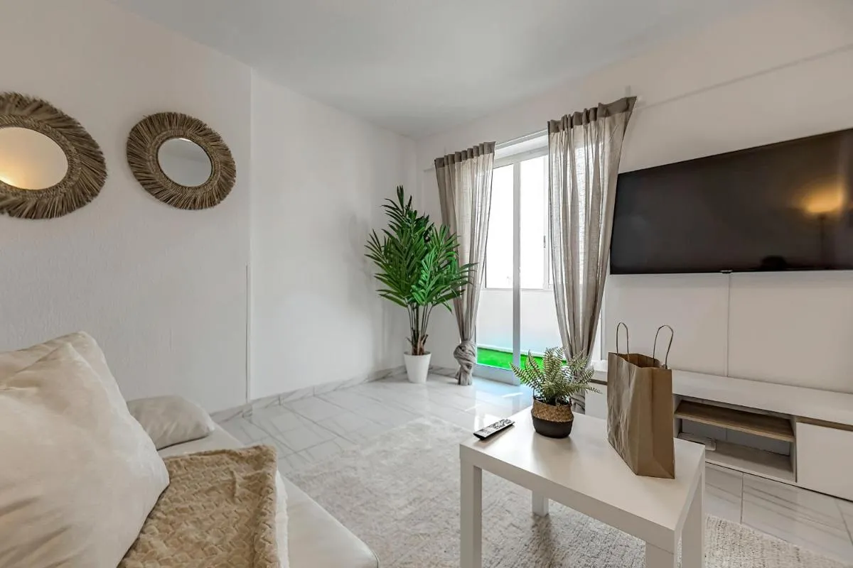 Image 4 of Vistas al mar y mirador 6