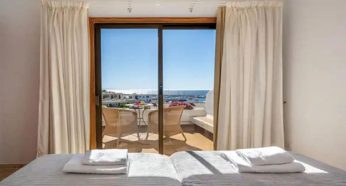 Image 1 of Zen Beach Apartment