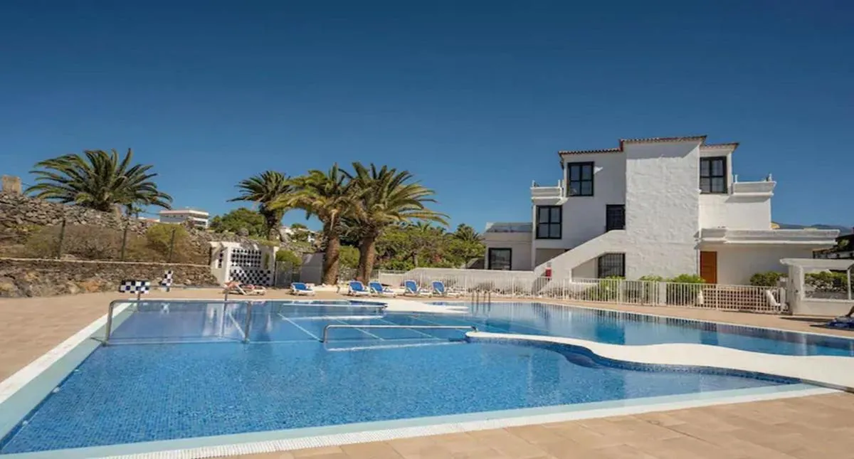 Image 2 of Zen Beach Apartment