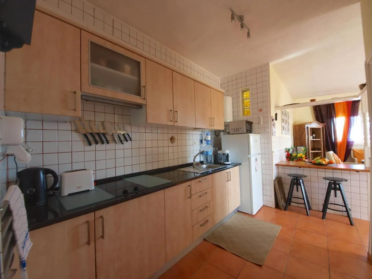 Image 2 of sunrise directly at the sea