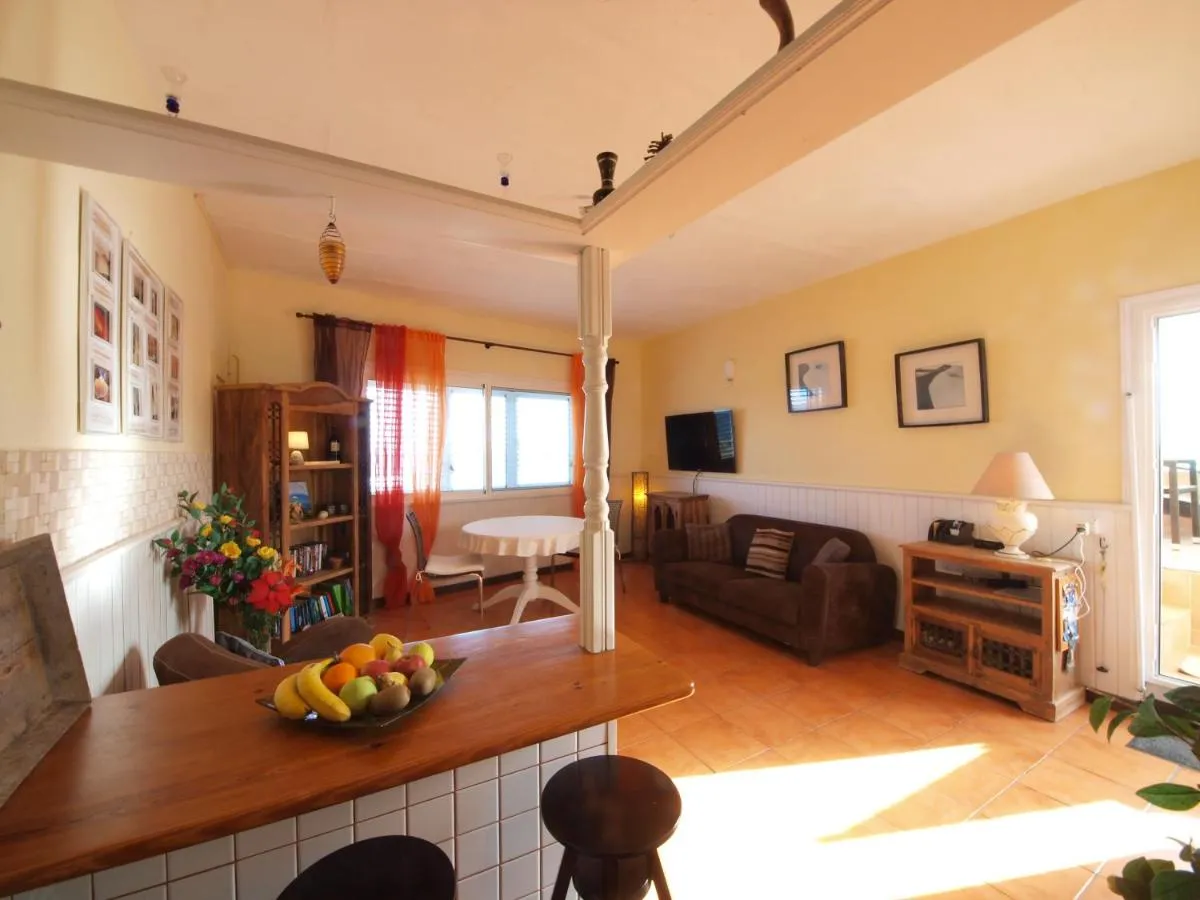 Image 4 of sunrise directly at the sea