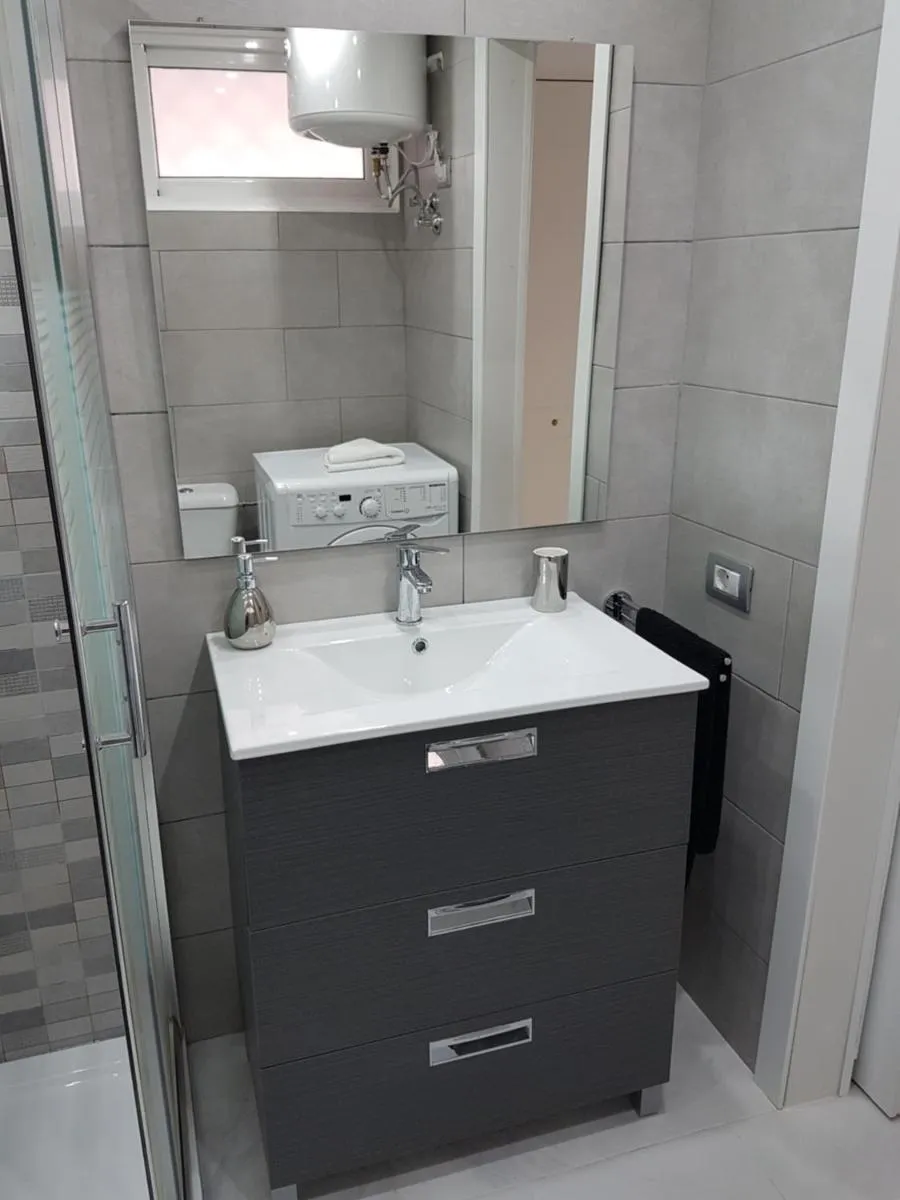 Image 2 of sweet dreams