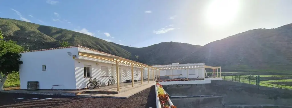 Image of 2 bedroom apartments los cristianos beach Tenerife tamaragua