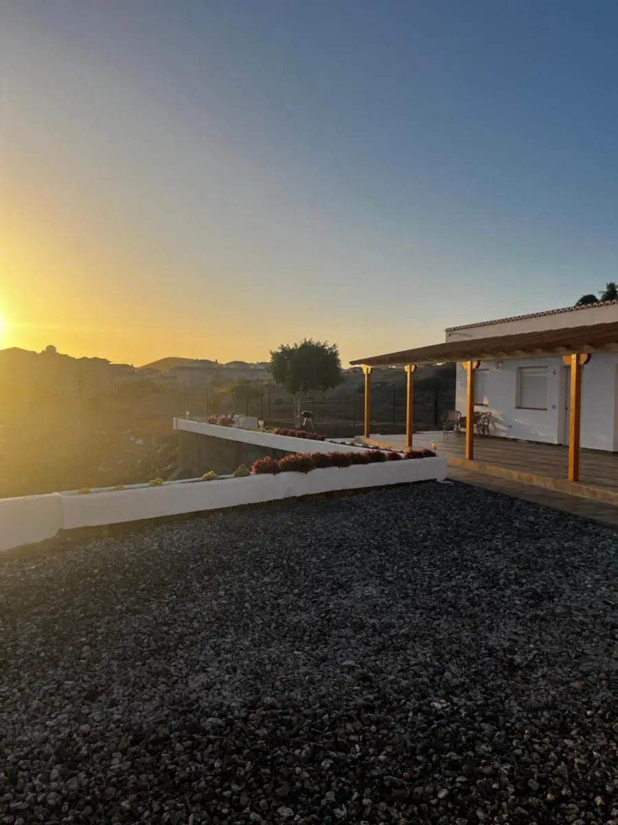 Image 5 of 2 bedroom apartments los cristianos beach Tenerife tamaragua