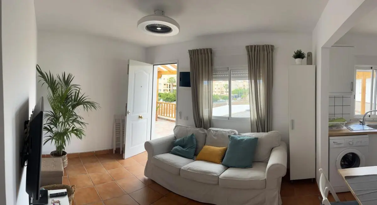 Image 4 of 2 bedroom apartments los cristianos beach Tenerife tamaragua