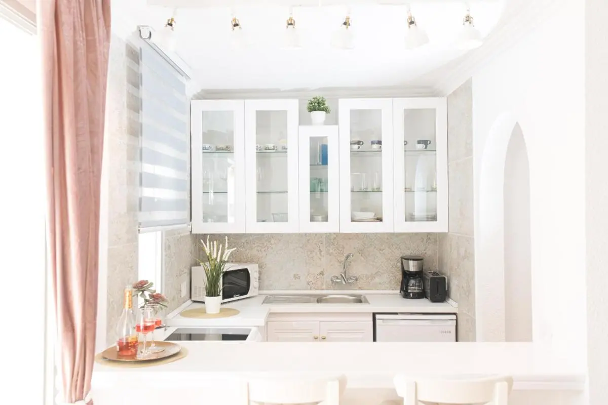 Image 2 of Adults Only Sunny Quiet Apartment in Center of Las Americas