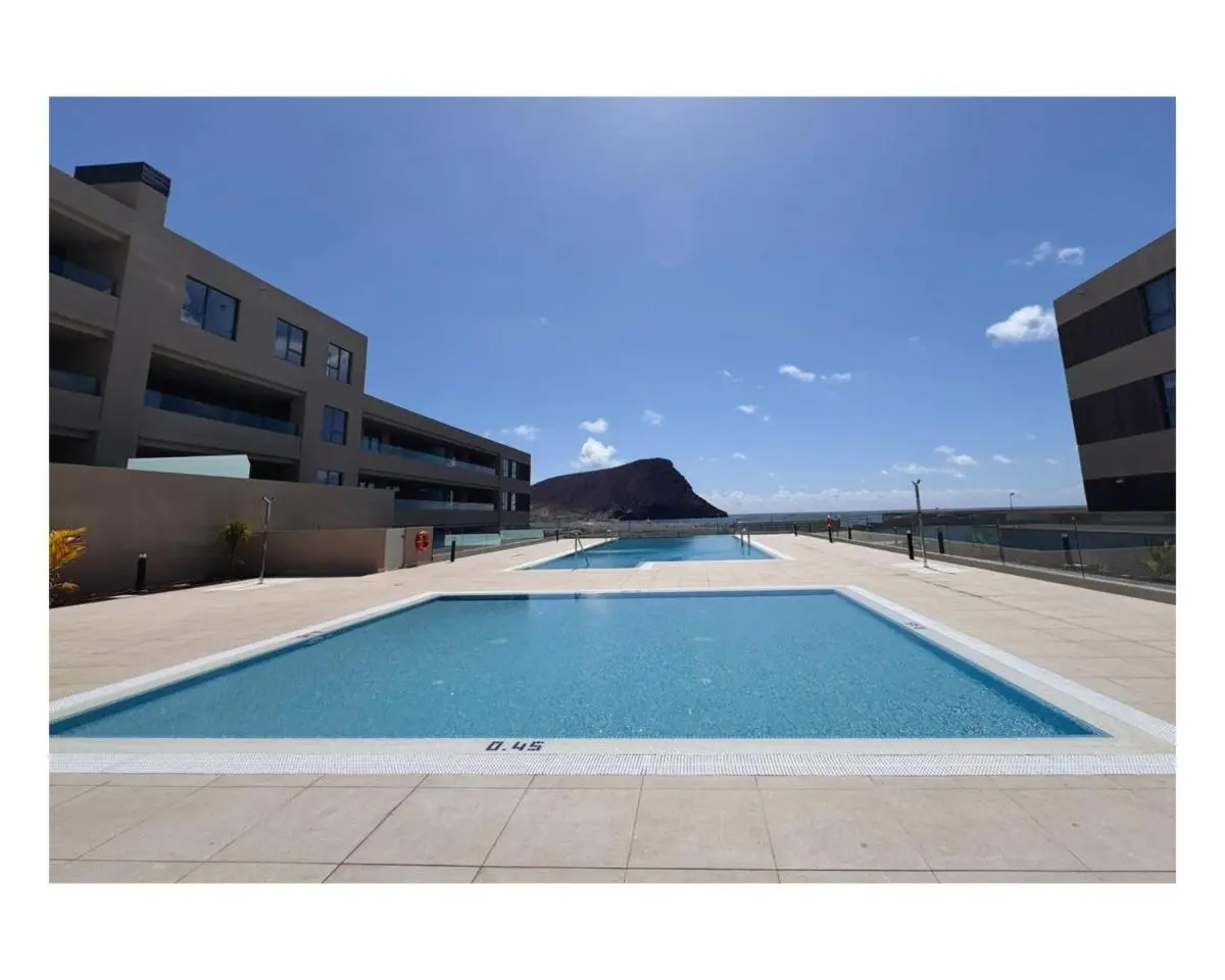 Image 2 of Alquilaencanarias Sotavento Suites