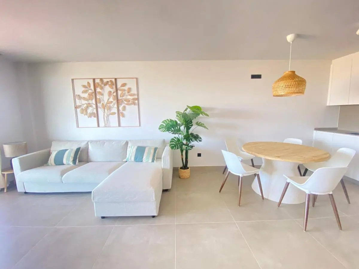 Image 4 of Alquilaencanarias Sotavento Suites