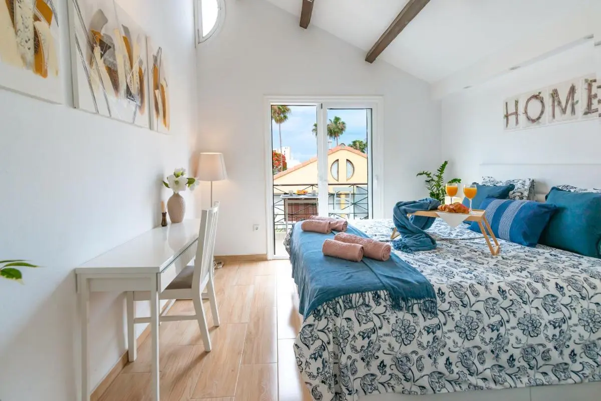 Image 1 of Altamar Tropical Home