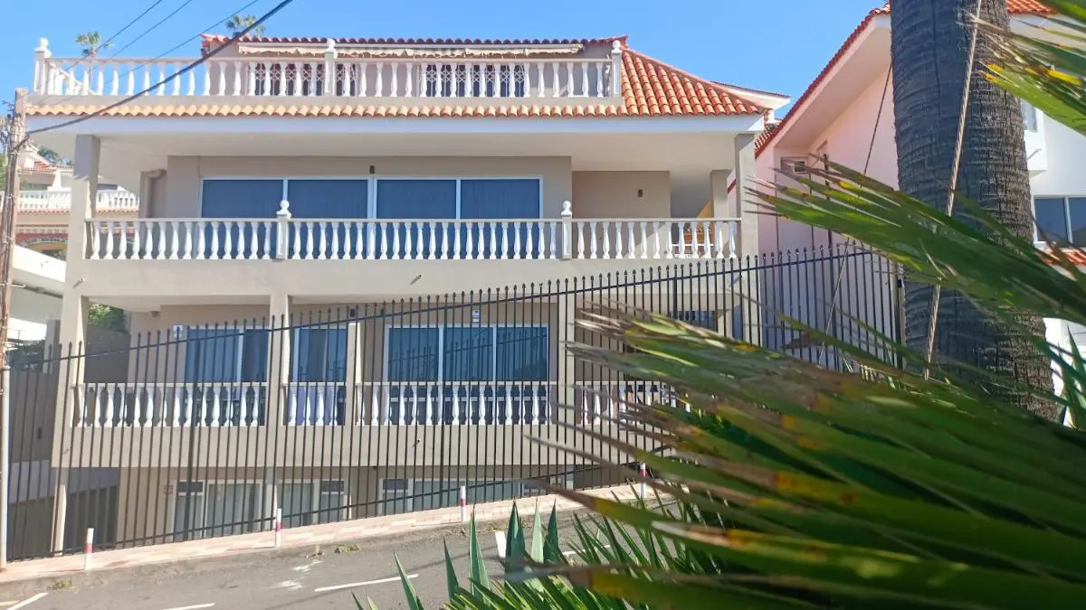 Image 2 of Apartamento Tajinaste con vistas al mar y la montaña y wifi gratis