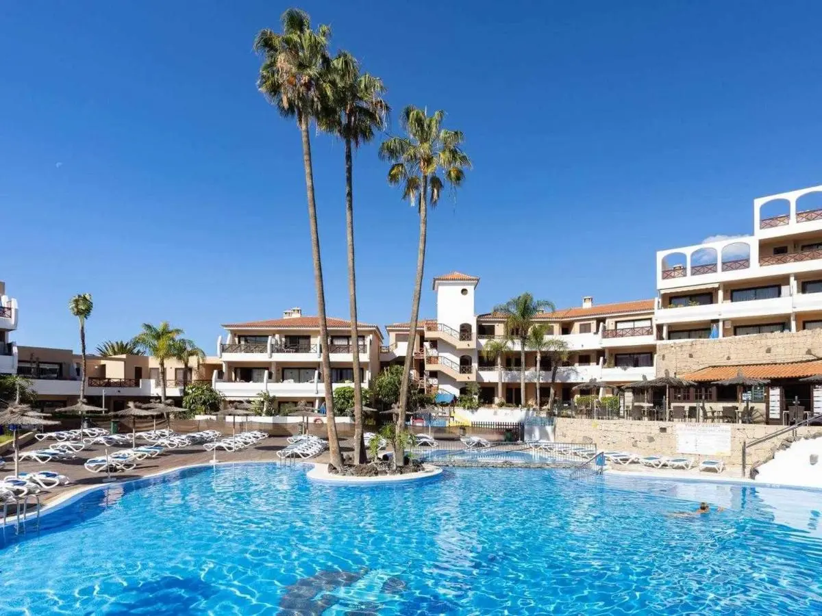 Image 2 of Apartamento con piscina golf del sur