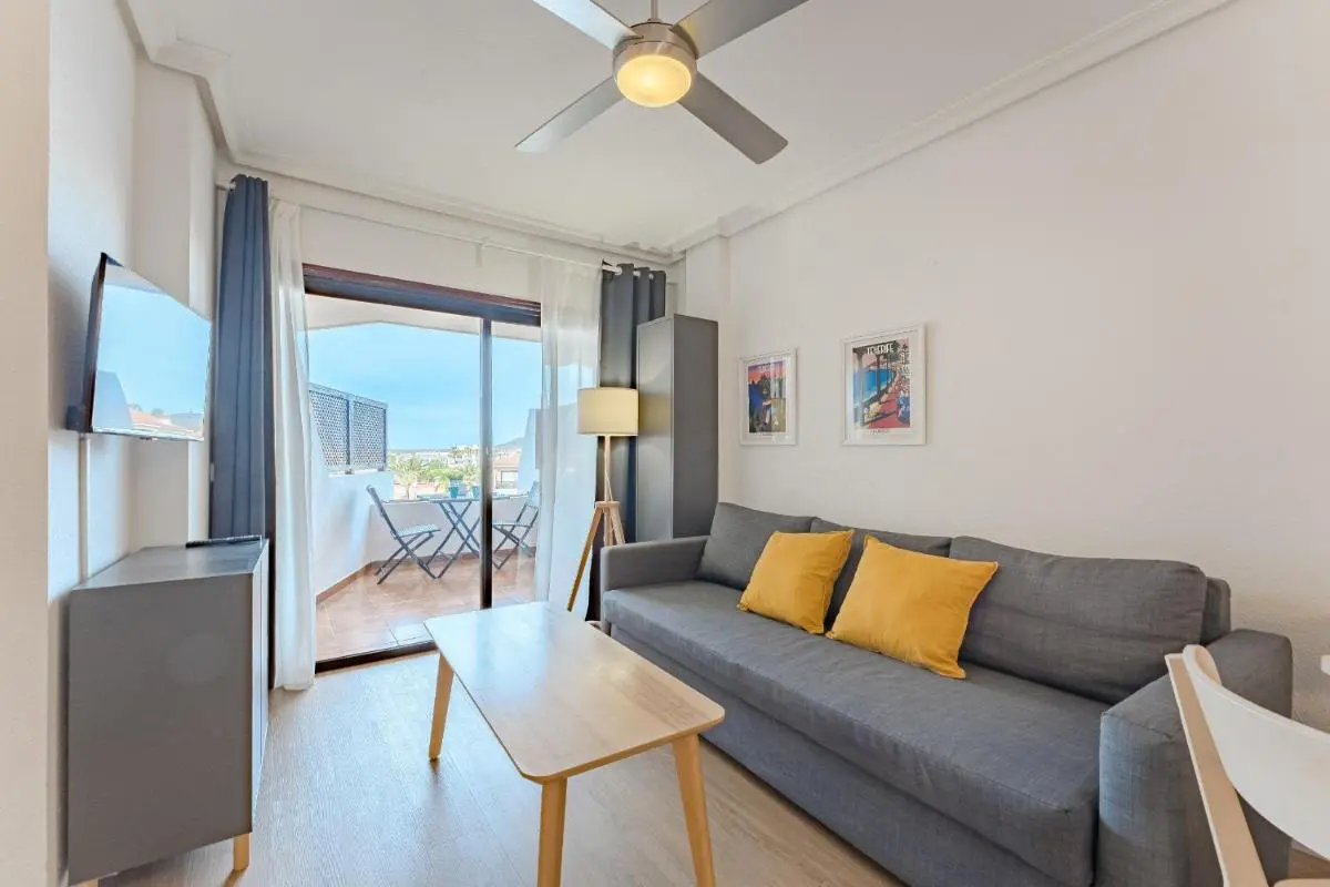 Image 5 of Apartamento con piscina golf del sur