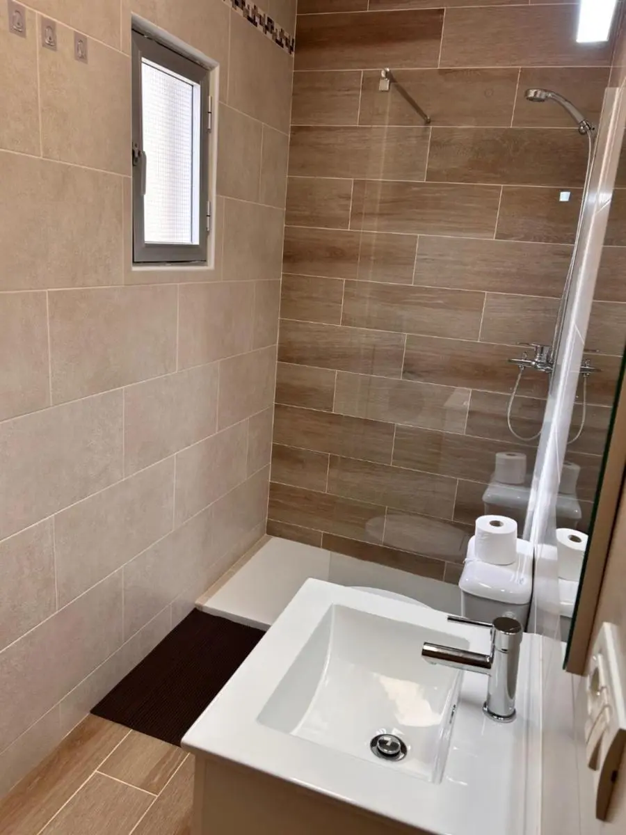 Image 2 of Apartamento en Los cristianos 2 habitaciones 4 huespedes Vv Elenita