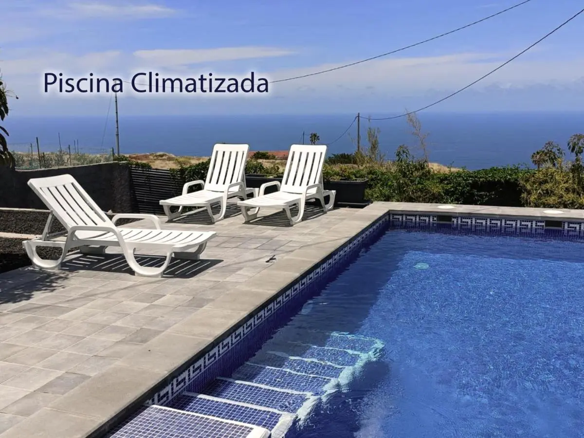 Image 1 of Apartamentos Guayonje Costa