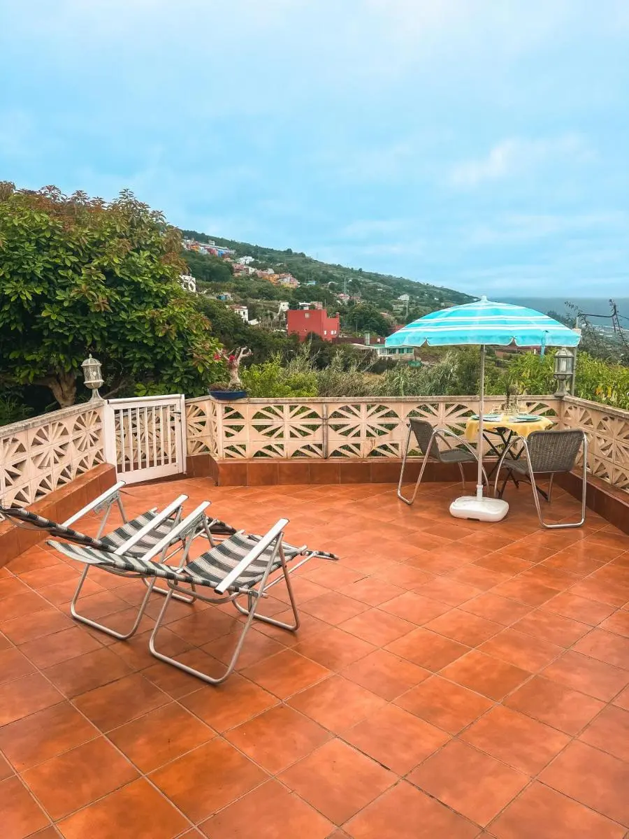 Image 3 of Apartment with Huge Deck Nestled in Marvelous Gardens – Nidos