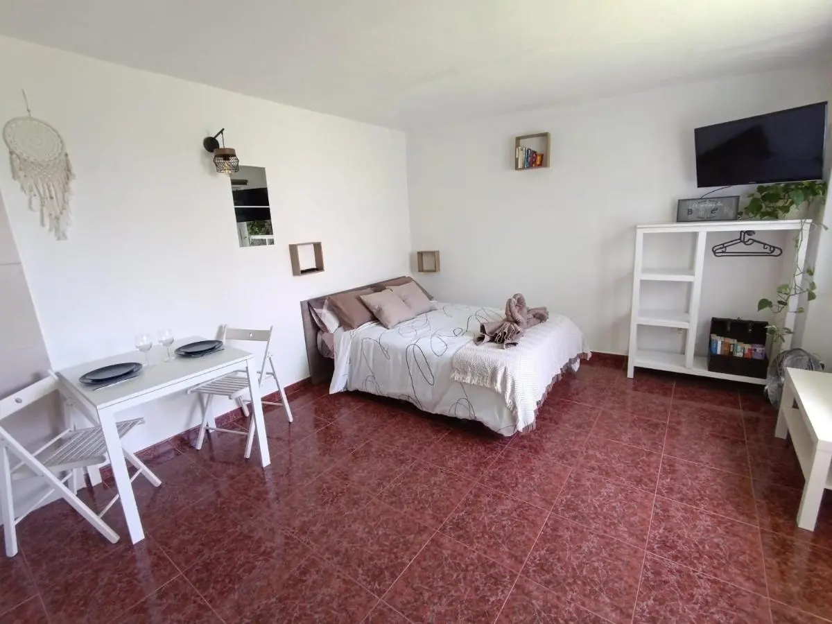 Image 2 of Appartement avec terrasse et vue mer