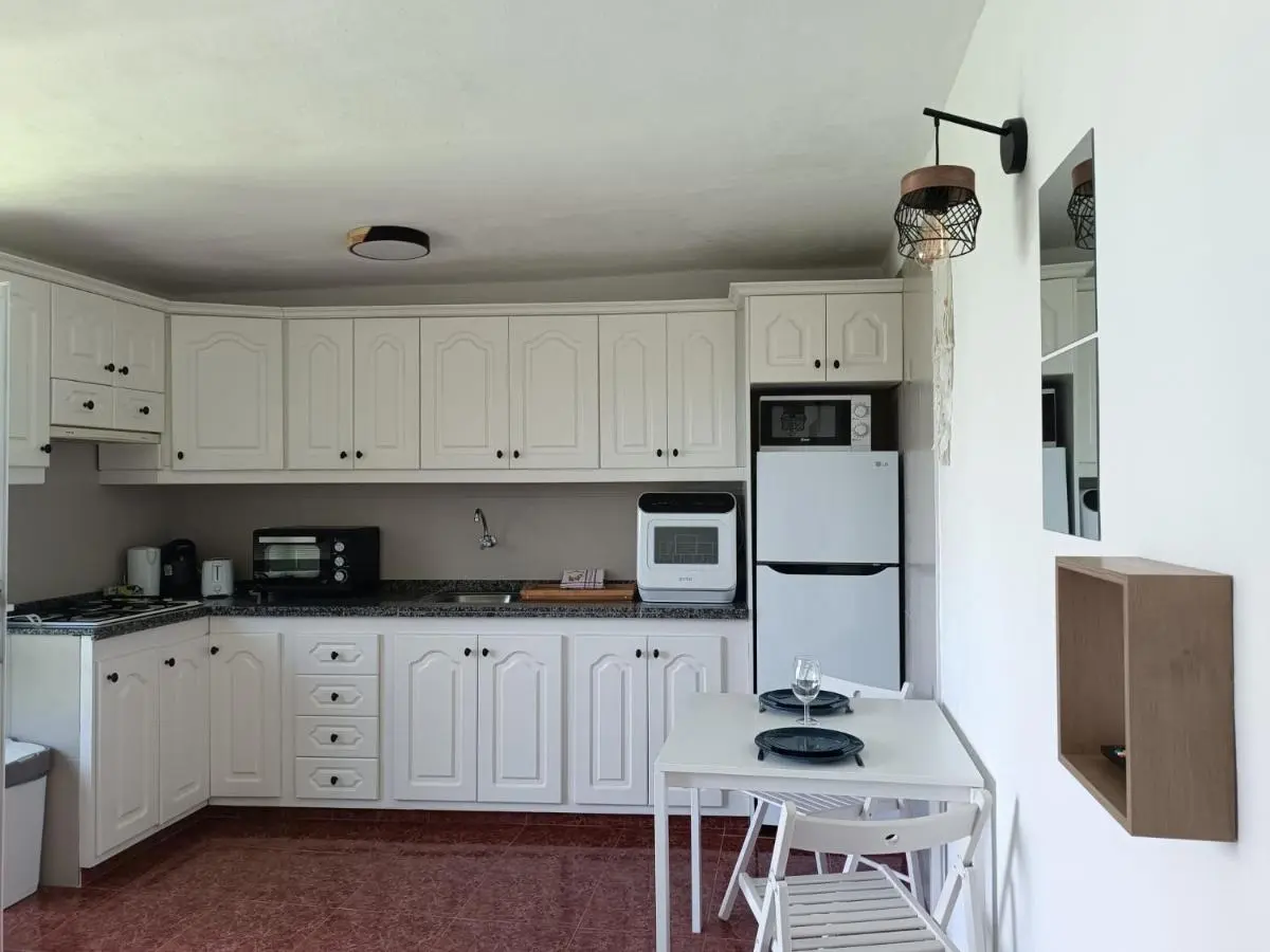 Image 1 of Appartement avec terrasse et vue mer