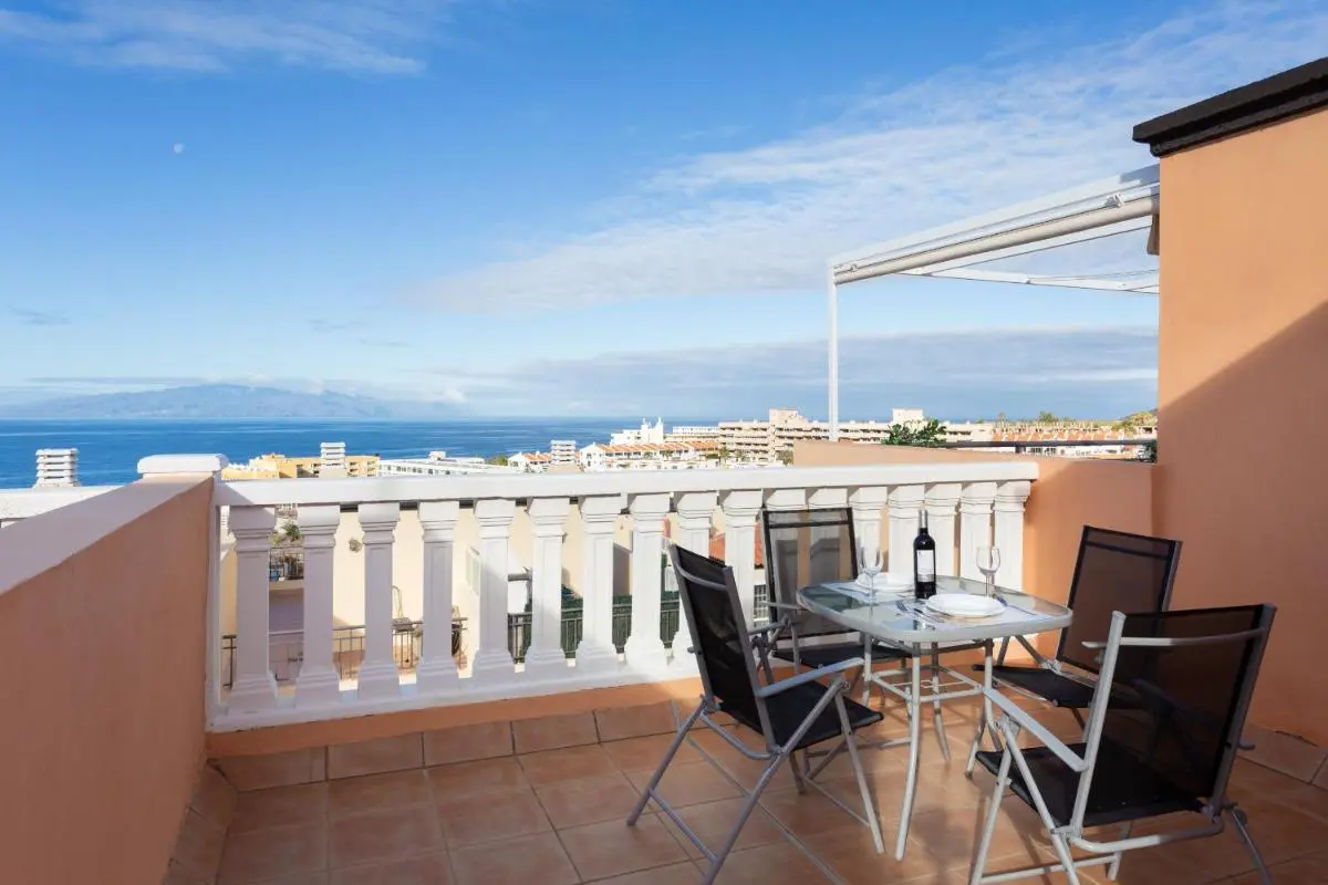 Image 5 of Arco Iris on the sea with pool
