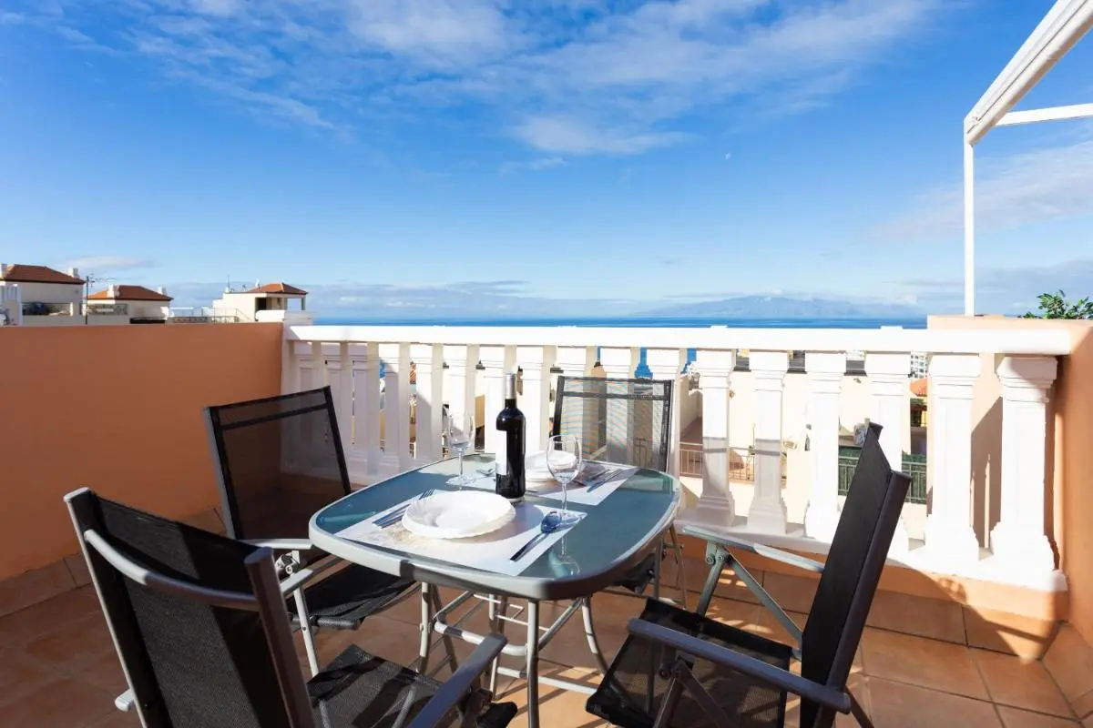 Image 3 of Arco Iris on the sea with pool