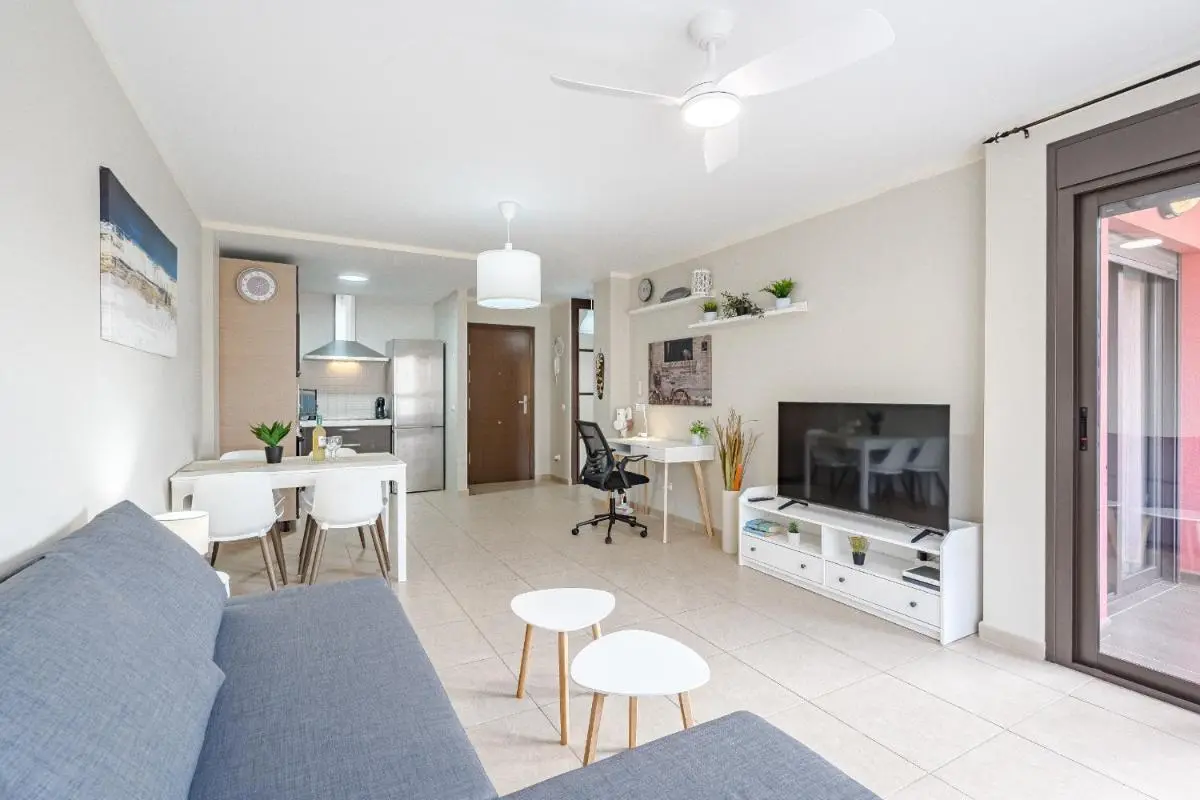 Image 3 of Beautiful renovated apartment with terrace and 2 air condition in Mocan 4 Palm Mar