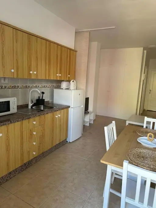 Image 5 of Bonito Estudio en San Isidro bien situado