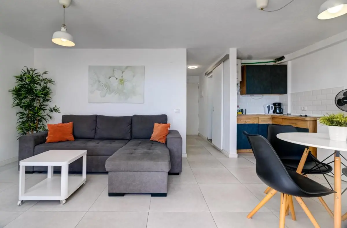 Image 3 of Buena Vista