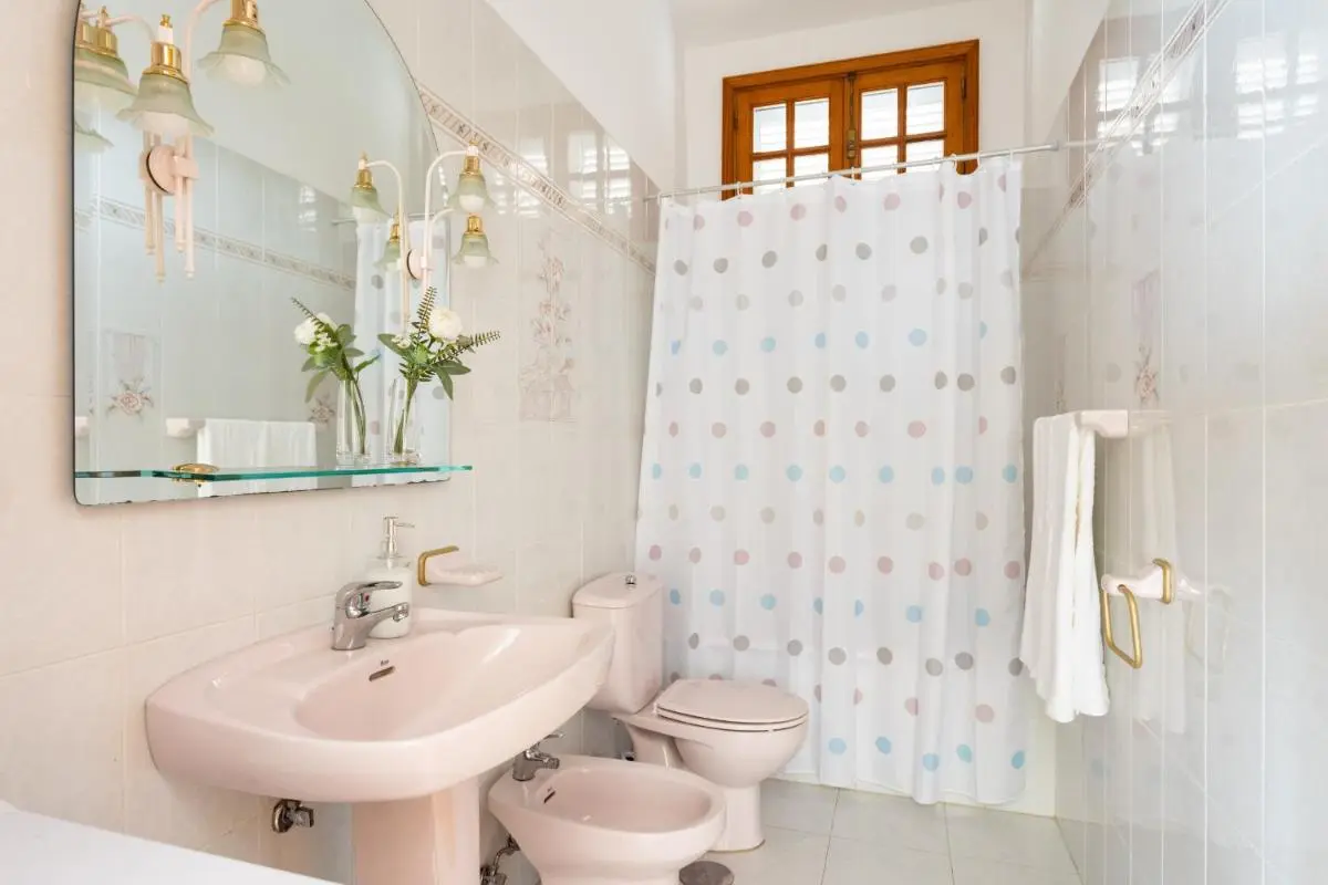 Image 2 of Bungalow Santiago 25 with sea view