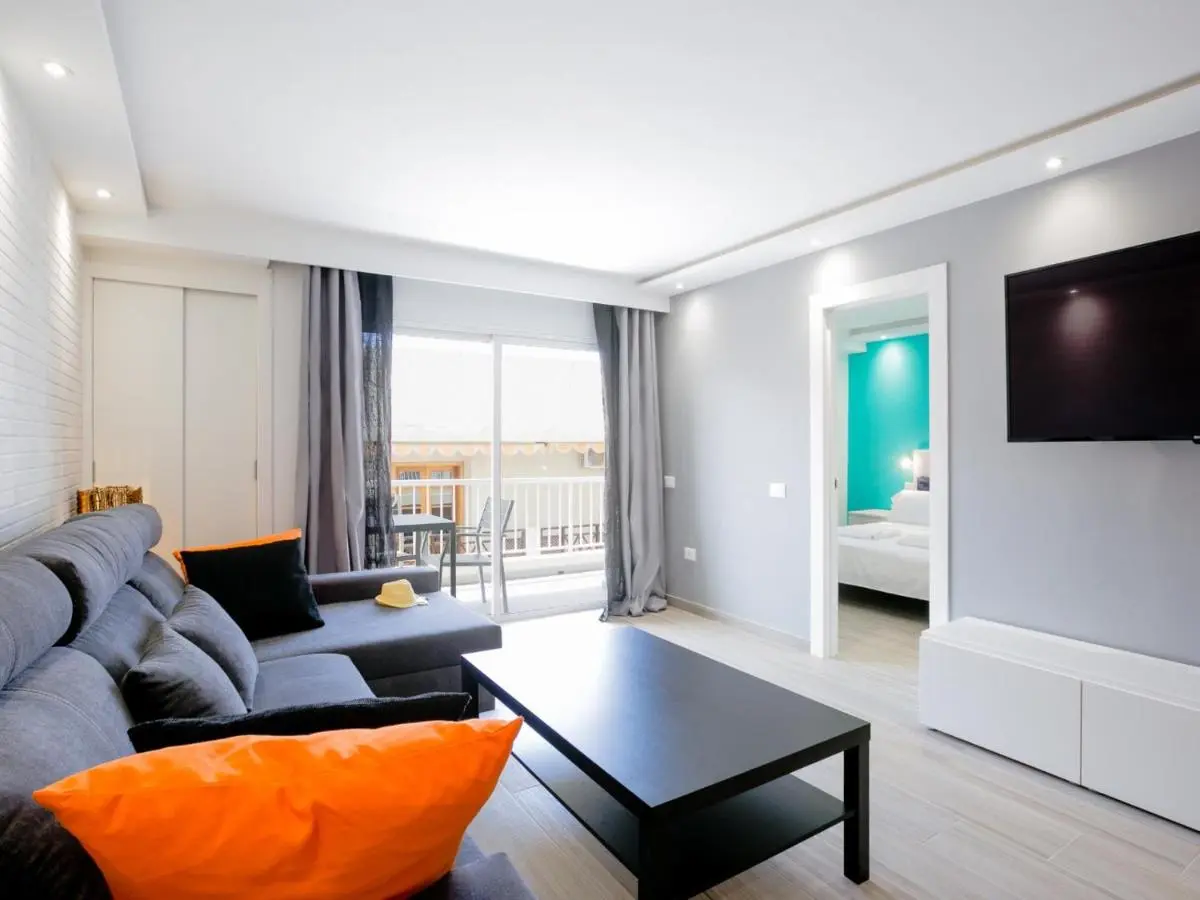 Image 4 of CONYPRA Modern and Renovated with Terrace WIFI