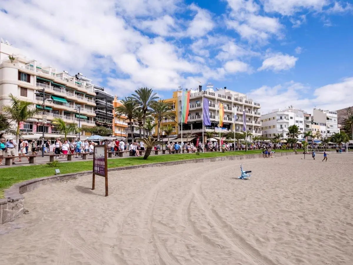 Image 5 of CONYPRA Modern and Renovated with Terrace WIFI