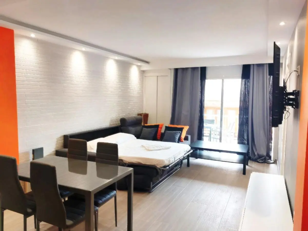 Image 1 of CONYPRA Modern and Renovated with Terrace WIFI