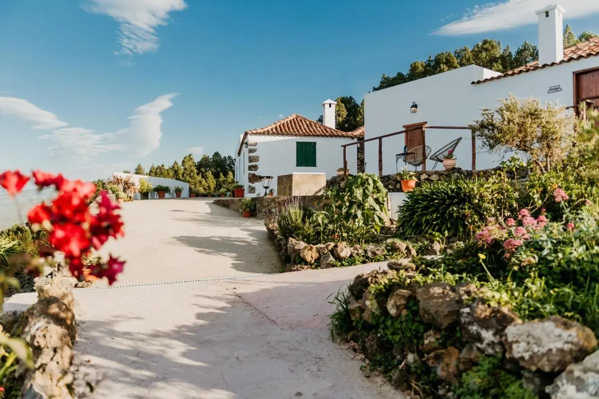 Image 2 of Casa Las Carballas Isabel