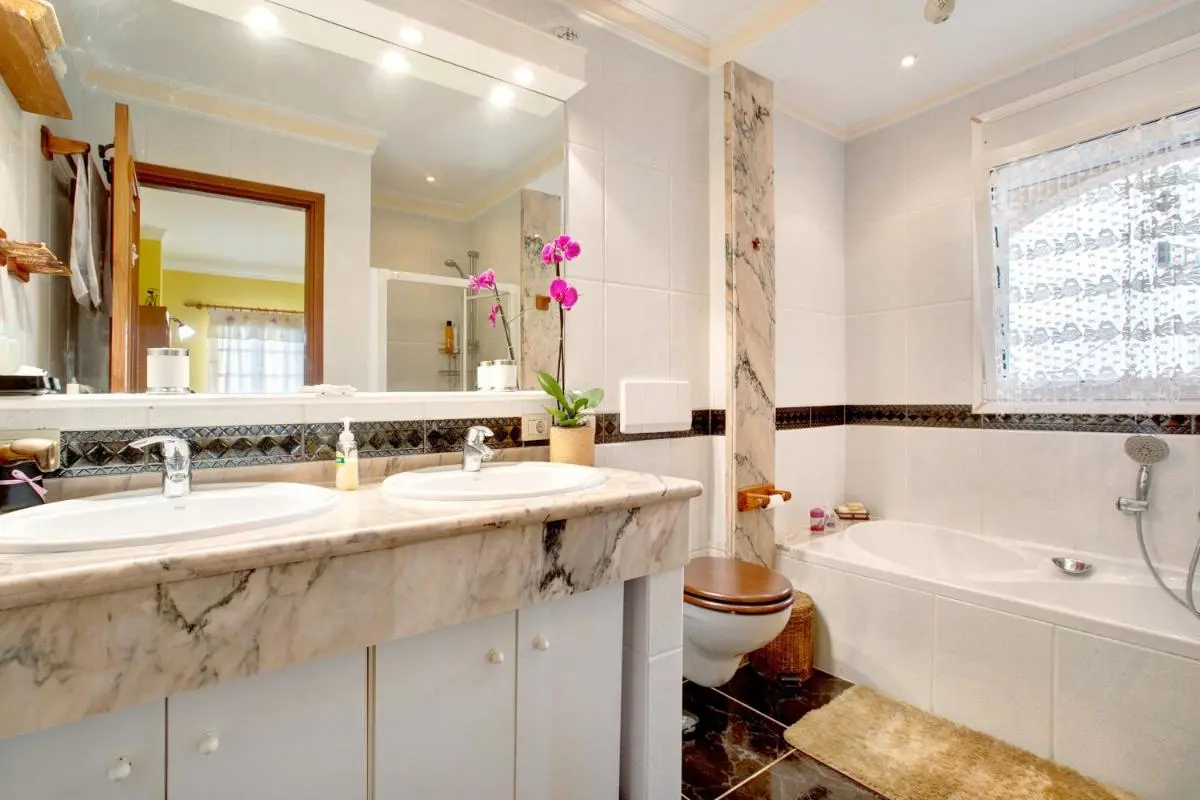 Image 2 of Casa Petite Paradise