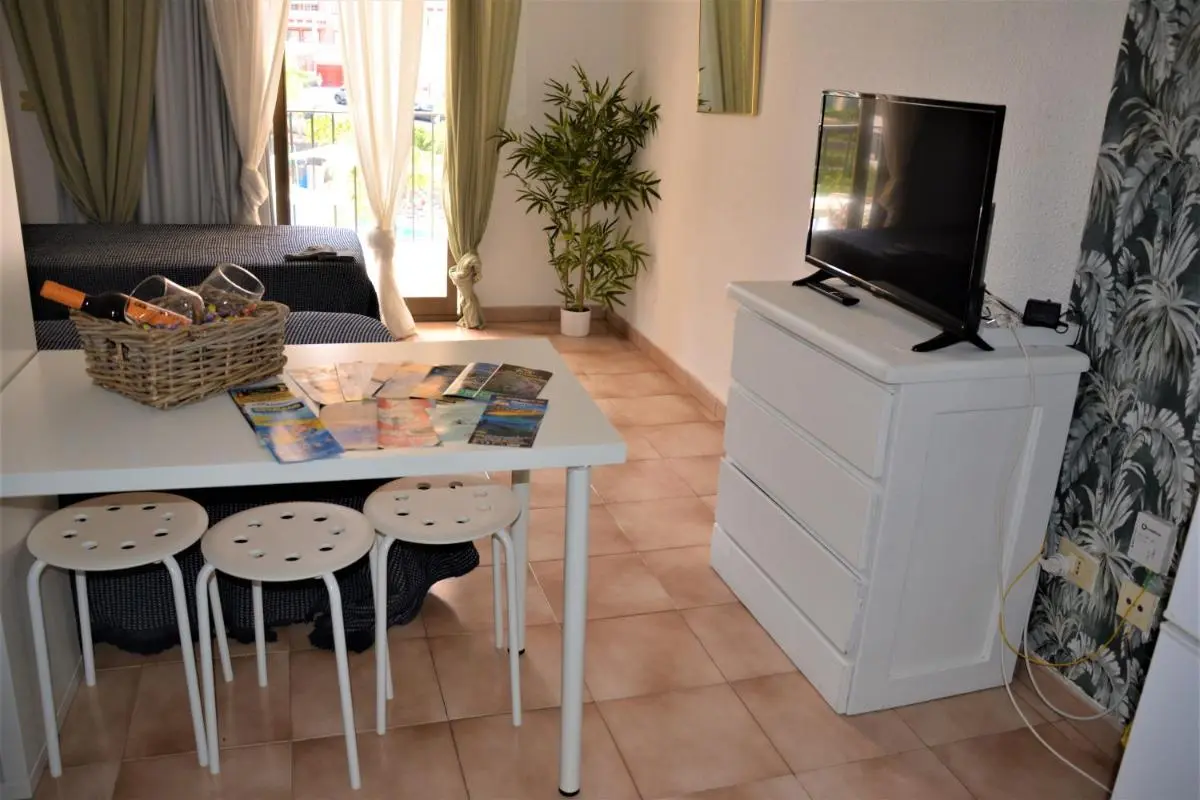 Image 2 of Castle H 408