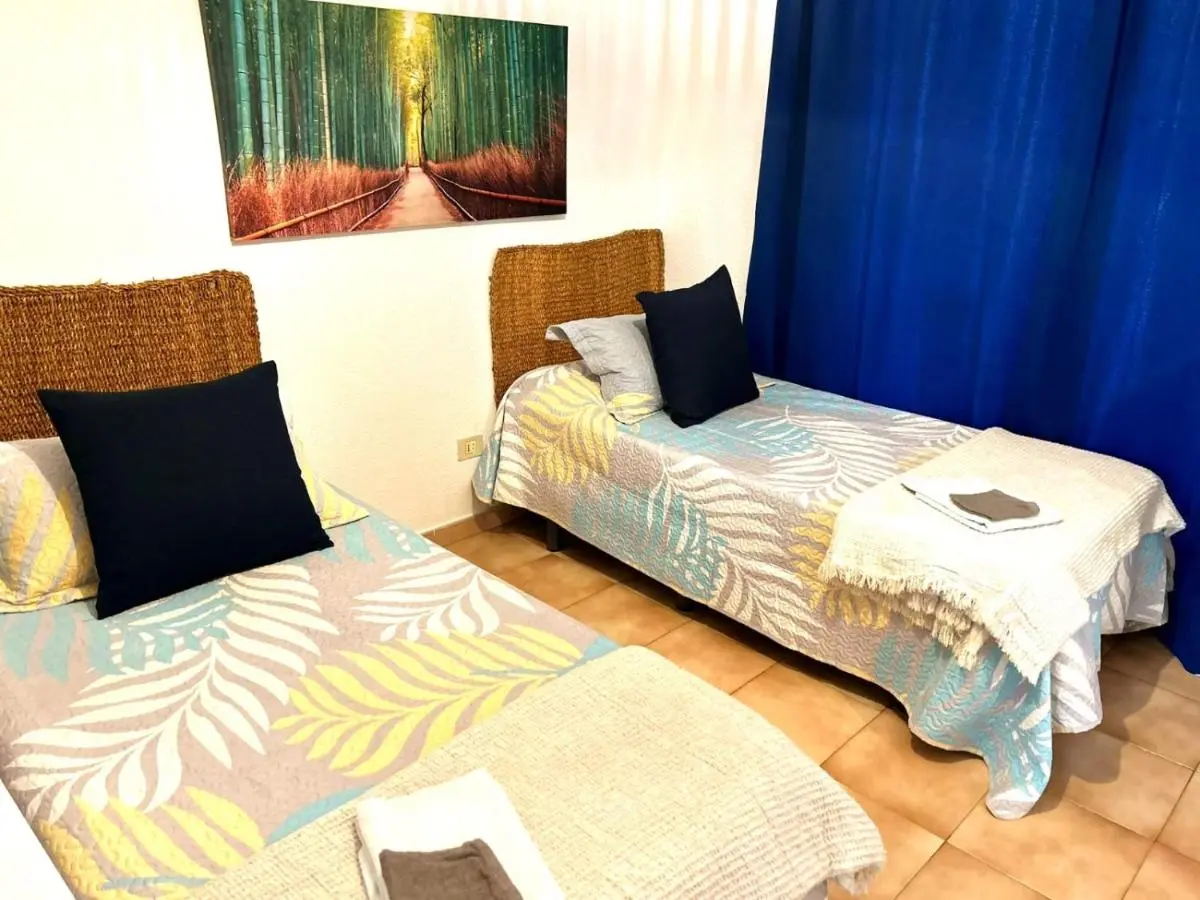 Image 1 of Castle H 408