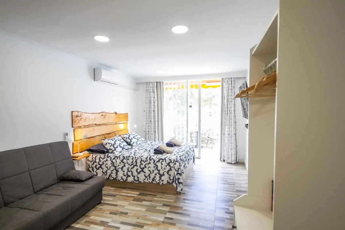 Image 1 of Chaparral Fantastic Apartment