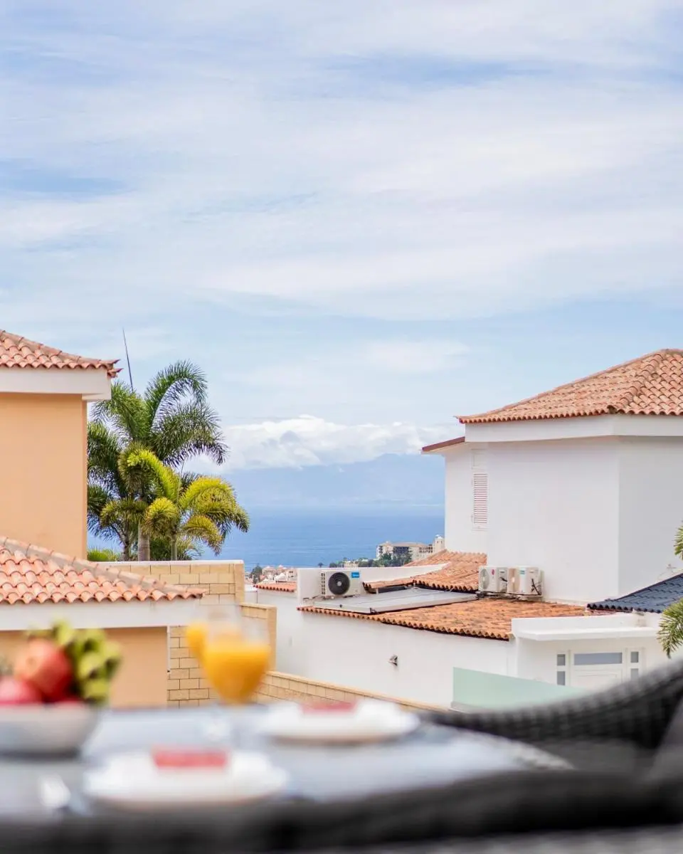 Image 3 of Charming semi- detached villa in Mirador del Duque