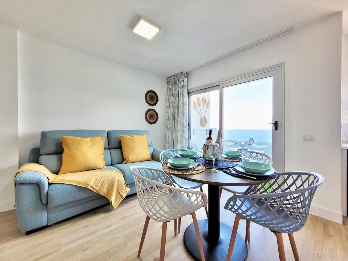 Image 2 of Coastal Vibe