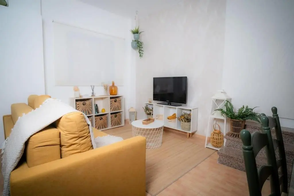 Image 2 of Coqueto piso a 2 min de la playa