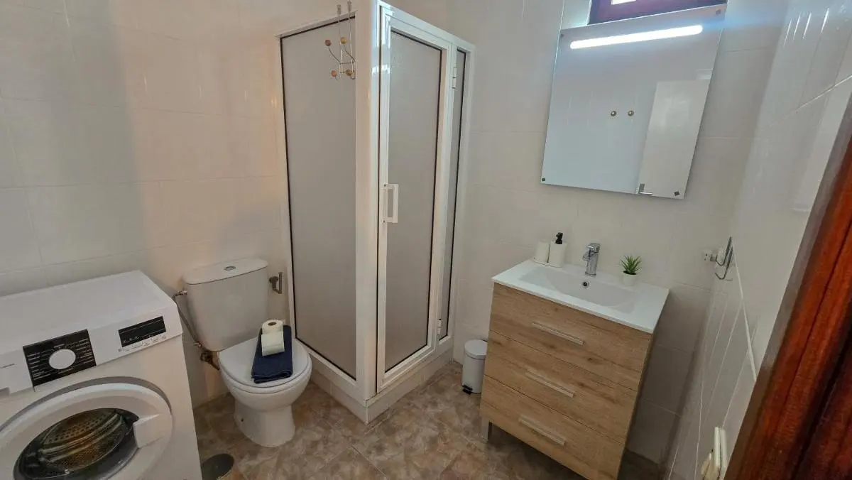 Image 2 of Cosy Place with Sea View by HelloApartments