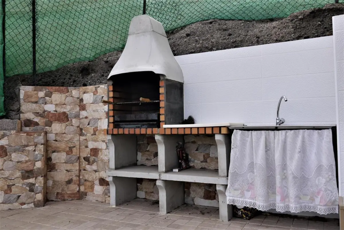 Image 4 of Cueva Sasha