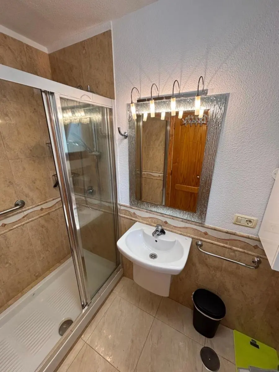 Image 2 of Estudio con mejor posición en Playa Las Vistas