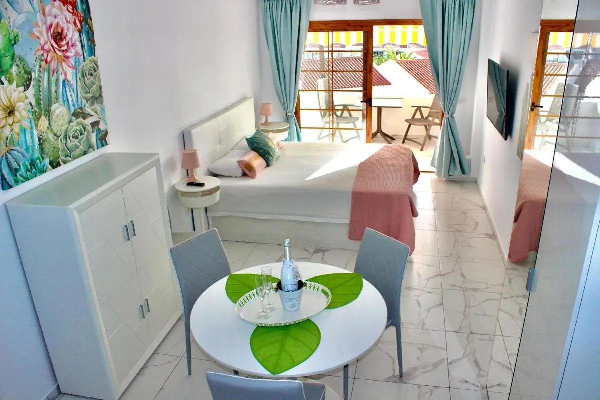 Image 5 of Garden City PREMIUM – Full seaview