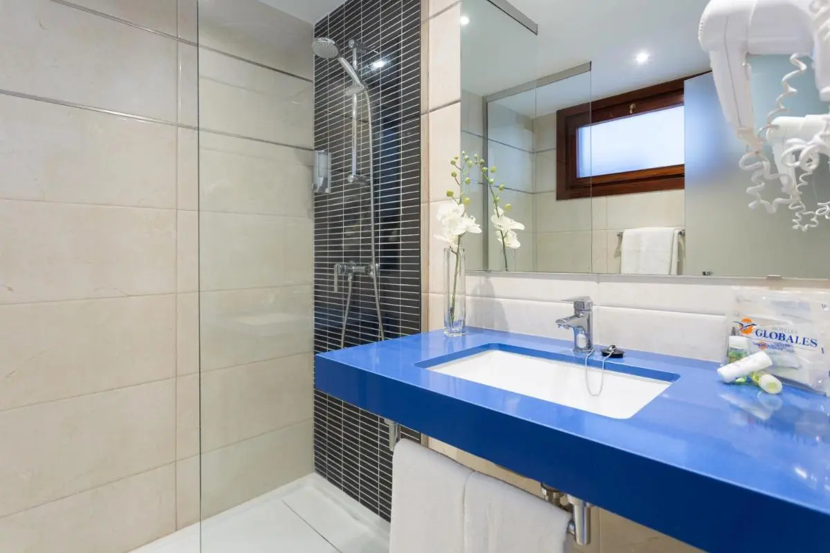 Image 2 of Globales Tamaimo Tropical